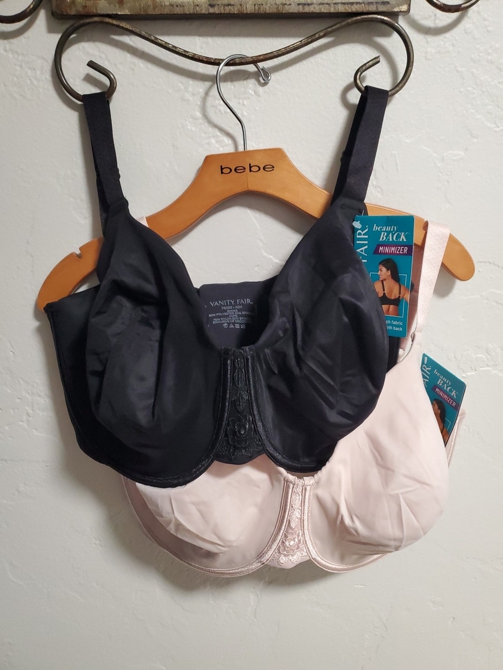 Vanity Fair Two-Pack Minimizer Bras - Black & Light Pink